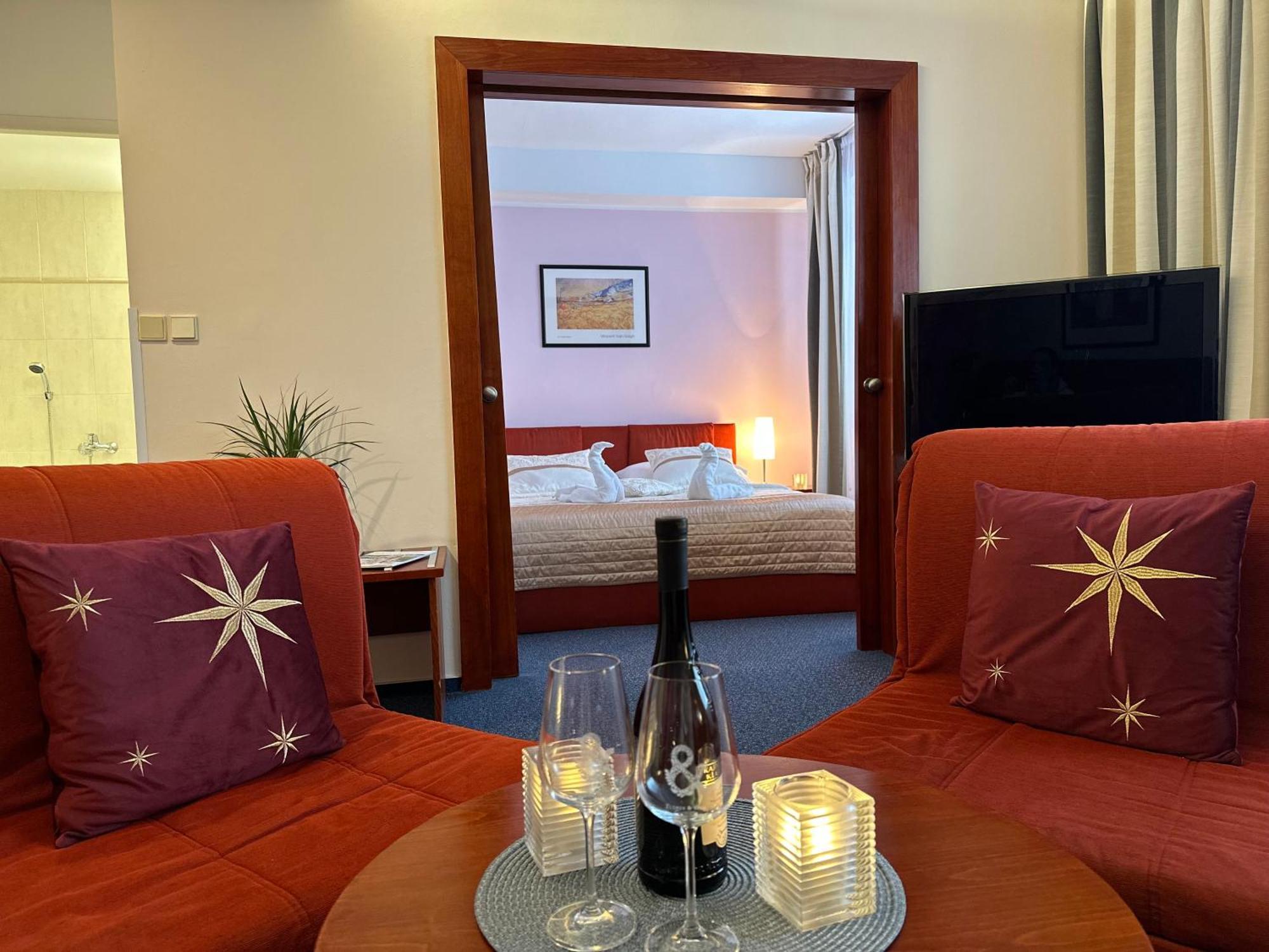 Wellness Hotel Stare Mesto 우헤르스케 흐라디슈테 외부 사진