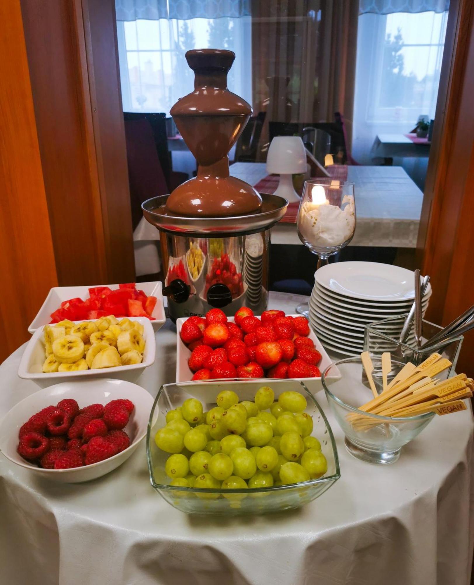 Wellness Hotel Stare Mesto 우헤르스케 흐라디슈테 외부 사진
